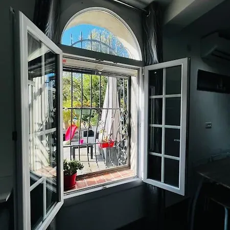 Charmant Deux Pieces Au Calme * Mougins
